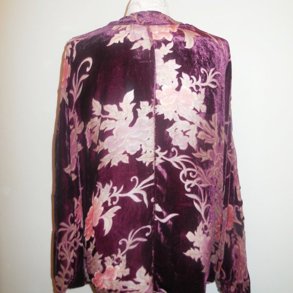 Velvet Kimono SMALL NWT Large Jacket Cardigan Floral Shrug burgundy - Picture 7 of 7